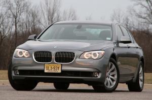 BMW 750i 2009 года